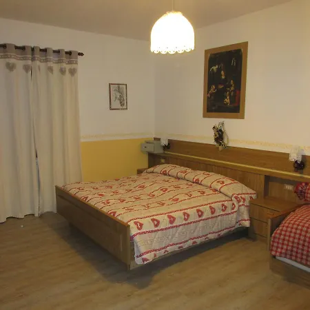 Garnì Defrancesco Hotel Campitello di Fassa